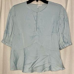 Lewit Light Blue Shirt Size Medium 92% silk